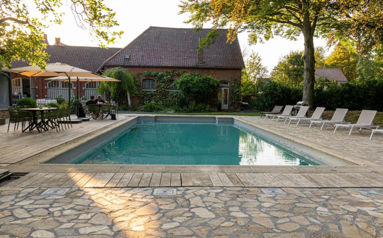 Relais M B&B Frasnes-lez-Anvaing Exterior photo